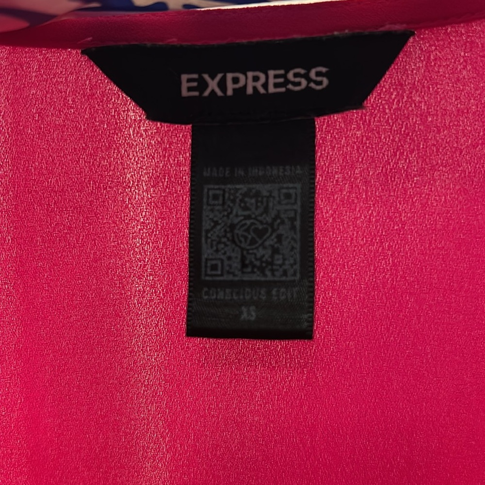 Express Pink Top - Picture 4 of 6